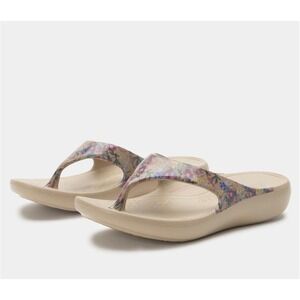 Alegria Ode A Fine Romance Women Floral  Recovery Technology Thong Sandal 36 / 6
